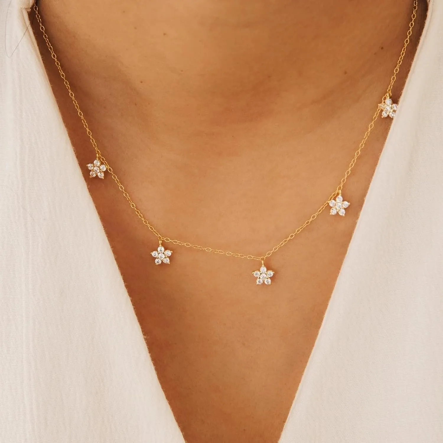 925 Sterling Silver Leaf Necklace 14K Gold Plated CZ Leaf Pendant Necklace for Women Lucky Flower Necklaces 5 Leaves Choker Necklace Dainty Chain Necklaces Jewelry To My Daughter Wedding Jewelry