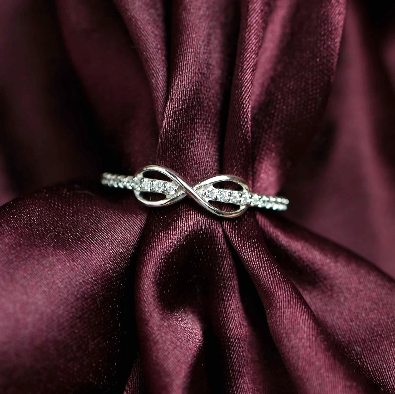 925 Sterling Silver Ring Simple Infinity Knot Rings With White Rhodium Custom Engraved Eternity Wedding Band Promise Rings Size 4-12 (7.5)