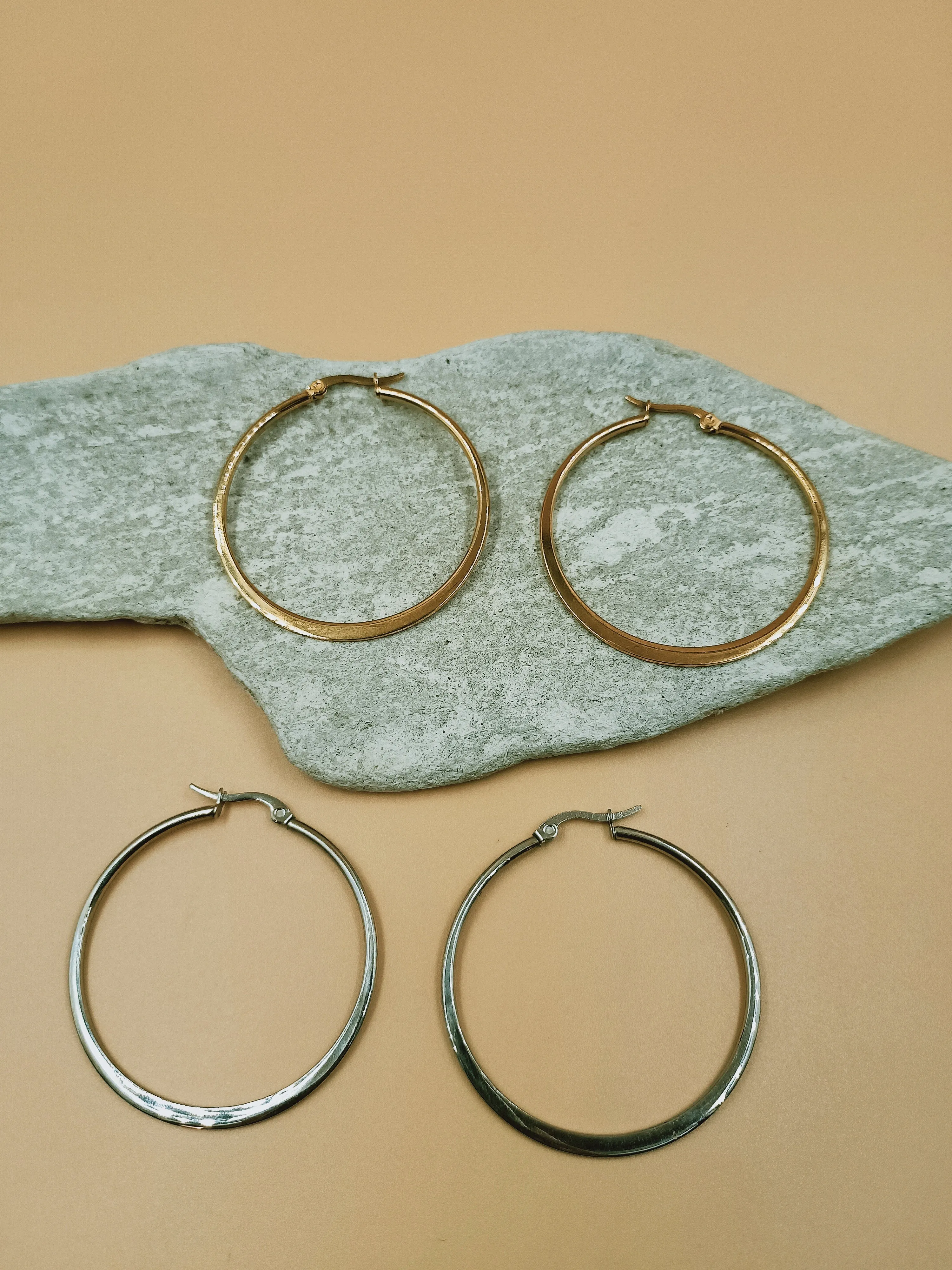 Ale Medium Hoops in Silver Tone