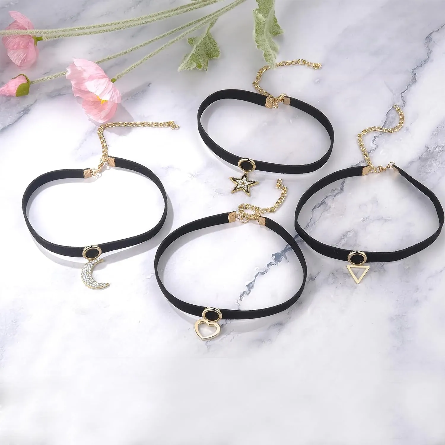 Black Choker Necklace Collar for Women: Layered Velvet Choker Heart Moon Snake Charm Necklaces for Halloween Christmas Renaissance Costume Accessories