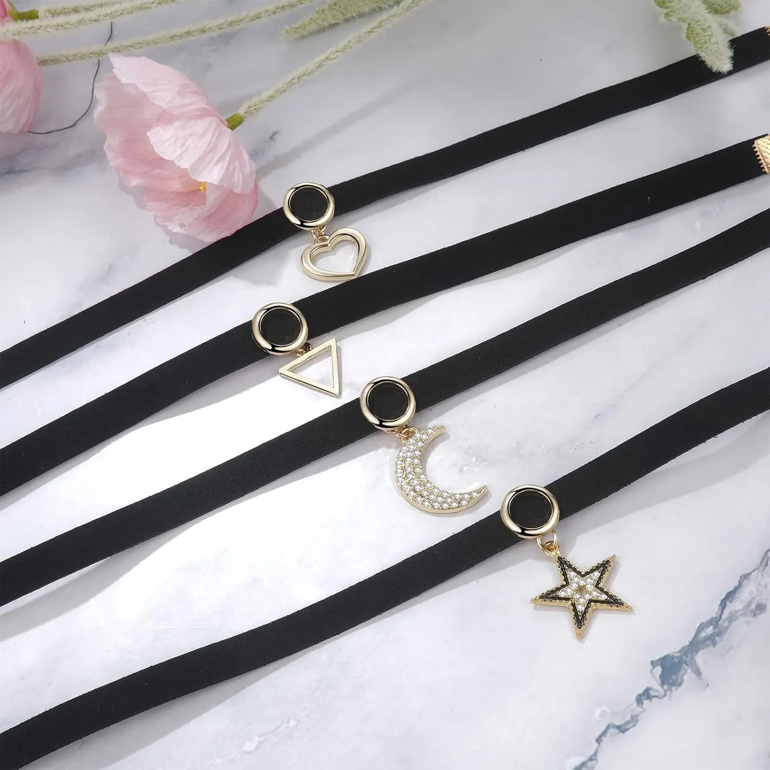 Black Choker Necklace Collar for Women: Layered Velvet Choker Heart Moon Snake Charm Necklaces for Halloween Christmas Renaissance Costume Accessories
