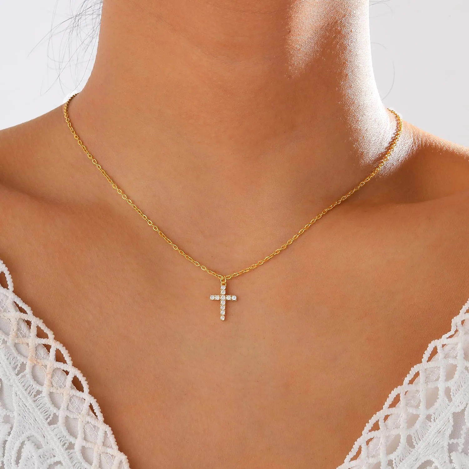 Dainty Cross Necklace for Women Cubic Zirconia Cross Pendant Necklaces Layered Gold Cross Necklace Religious Cross Faith Pendant Necklace