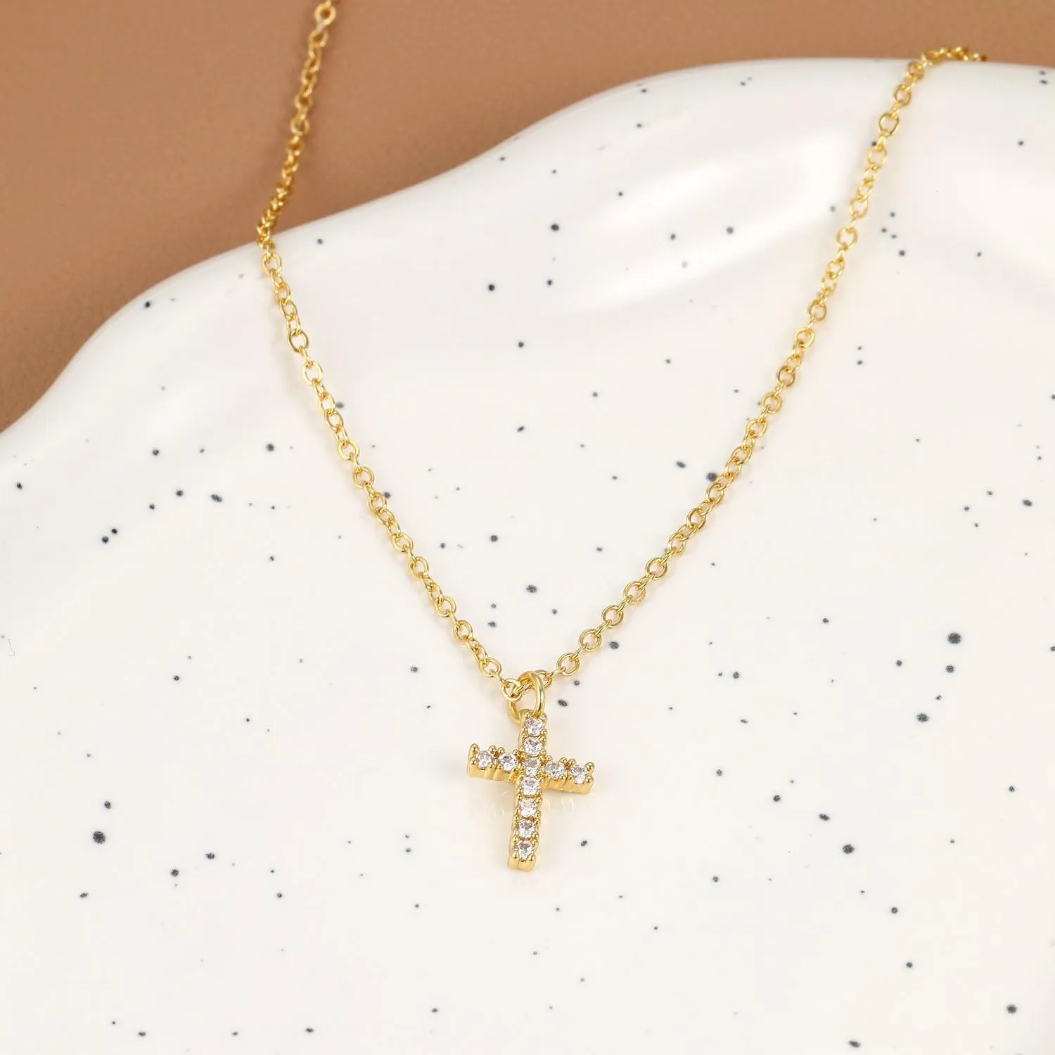 Dainty Cross Necklace for Women Cubic Zirconia Cross Pendant Necklaces Layered Gold Cross Necklace Religious Cross Faith Pendant Necklace