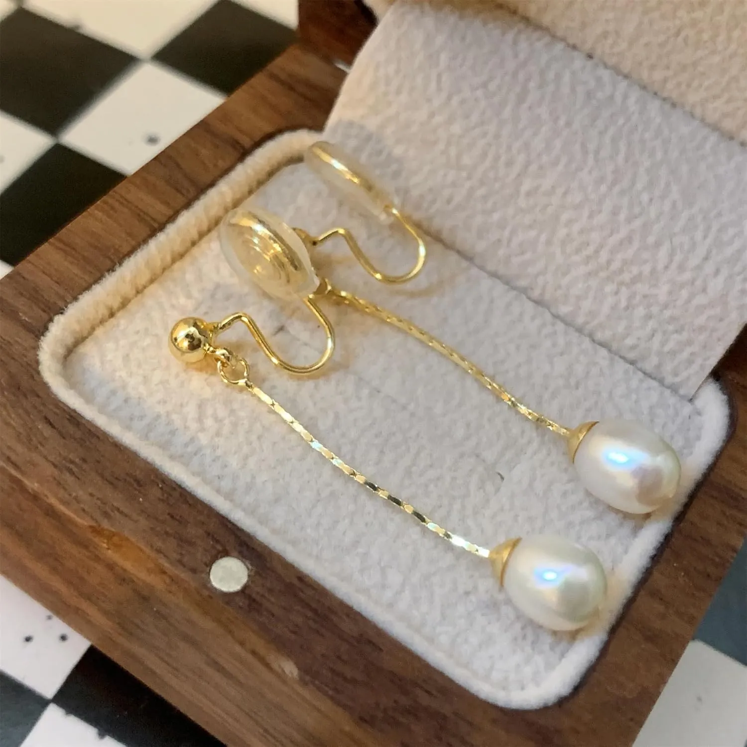 Freshwater Pearl Clip On Earrings For Women Dangle Wedding Gold White Crystal Rhinestone Cubic Zirconia Silver Bridal Comfortable Non Pierced Coil Invisible Clip-on Earrings