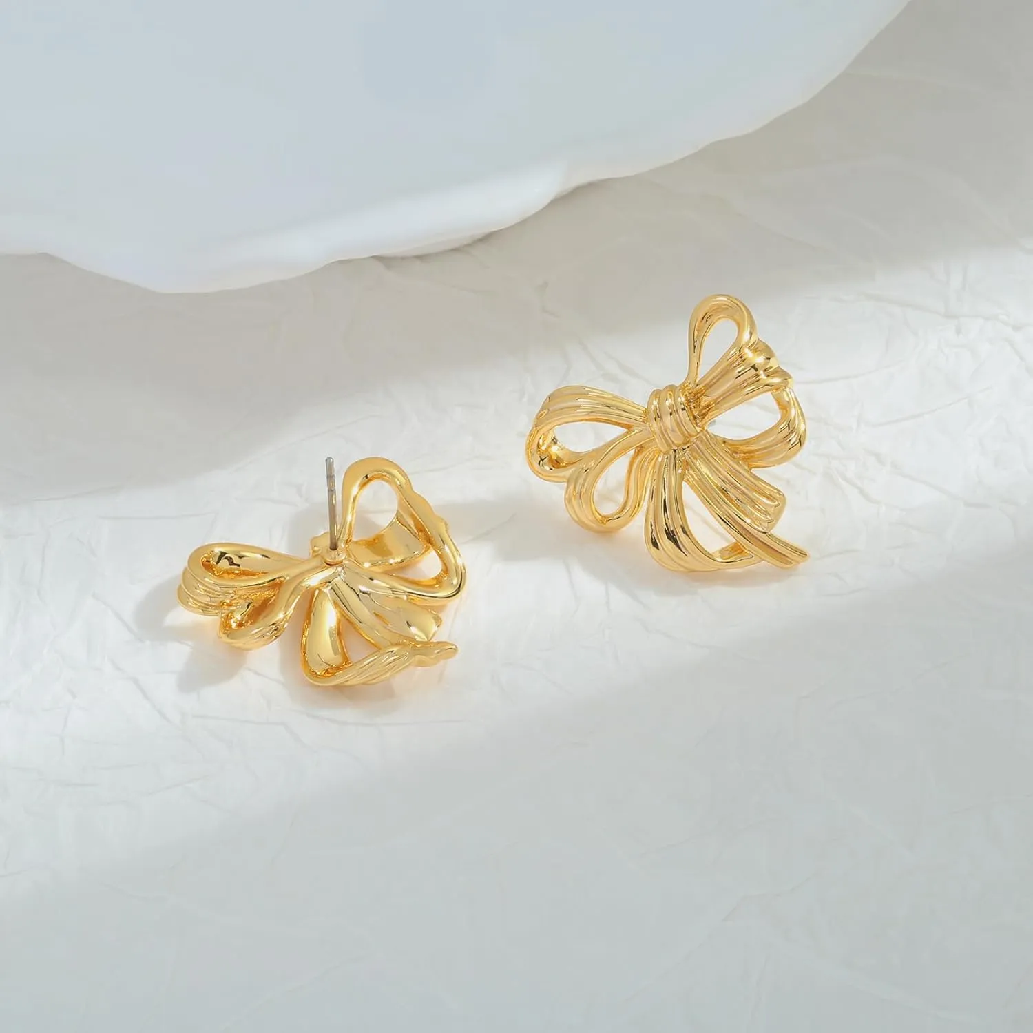 Gold Silver Bow Earrings for Women Cute Bowknot Stud Earrings Trendy Ribbon Bow Earrings Fashion Jewelry