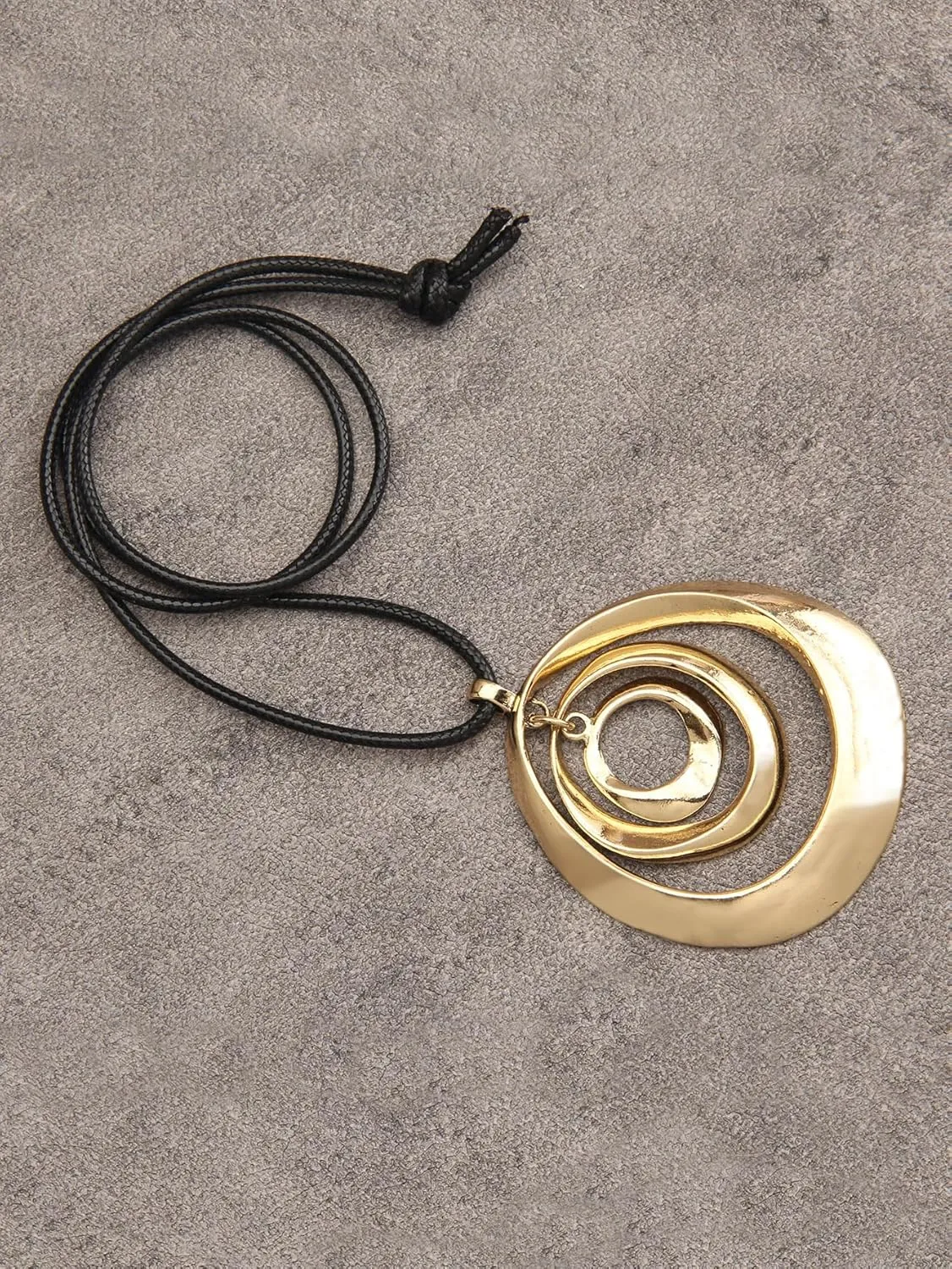 Jeilwiy Leather Necklace For Women Funky Necklace Choker String Cord Necklace with Pendant Boho Style Jewelry