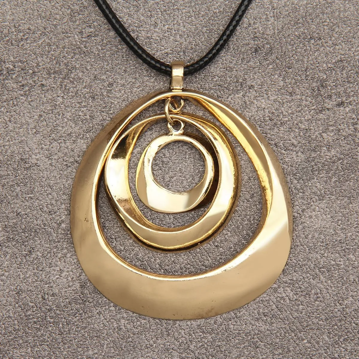 Jeilwiy Leather Necklace For Women Funky Necklace Choker String Cord Necklace with Pendant Boho Style Jewelry