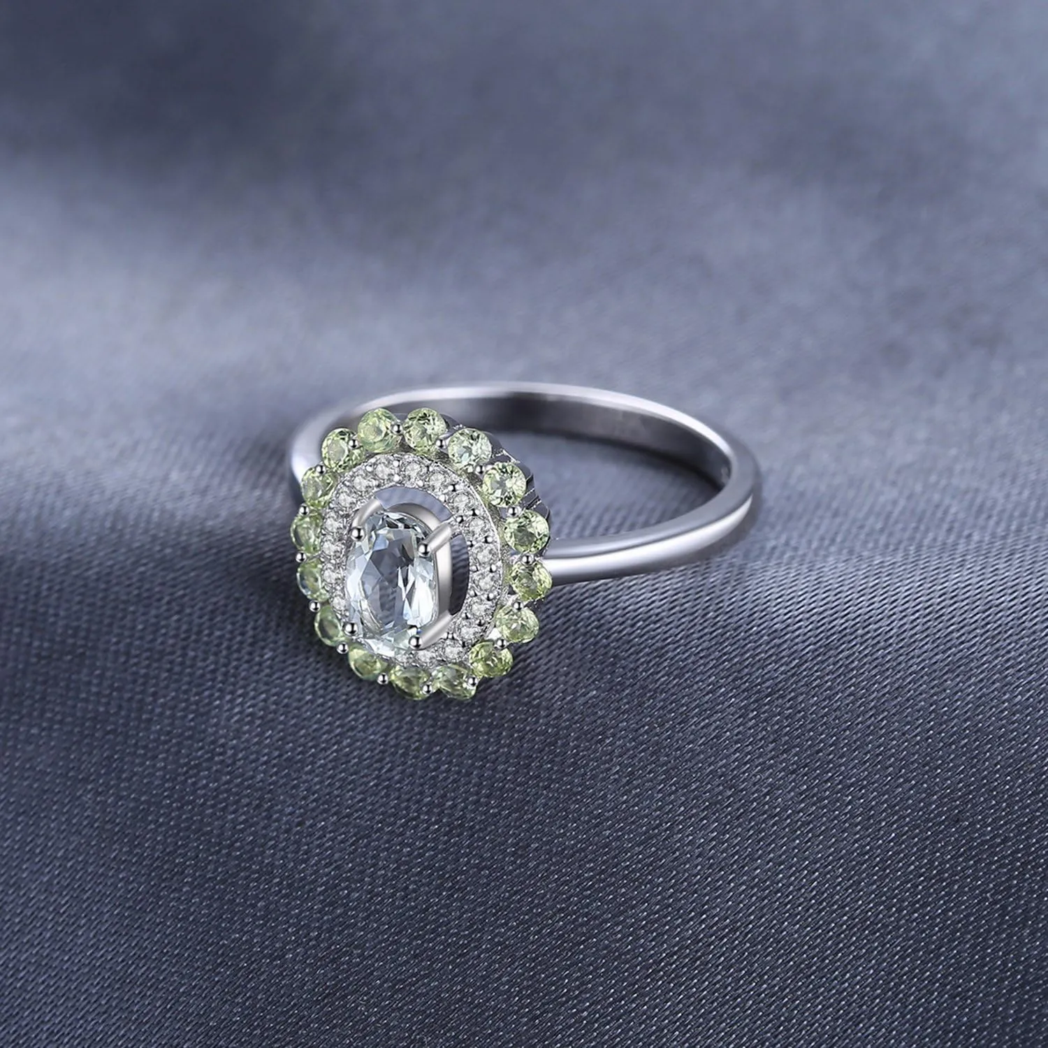 JewelryPalace Luxury Oval 1.5ct Genuine Peridot Green Amethyst Halo Rings for Women, 14k White Yellow Rose Gold Plated 925 Sterling Silver Promise Ring for Her, Natural Gemstone Jewelry Sets