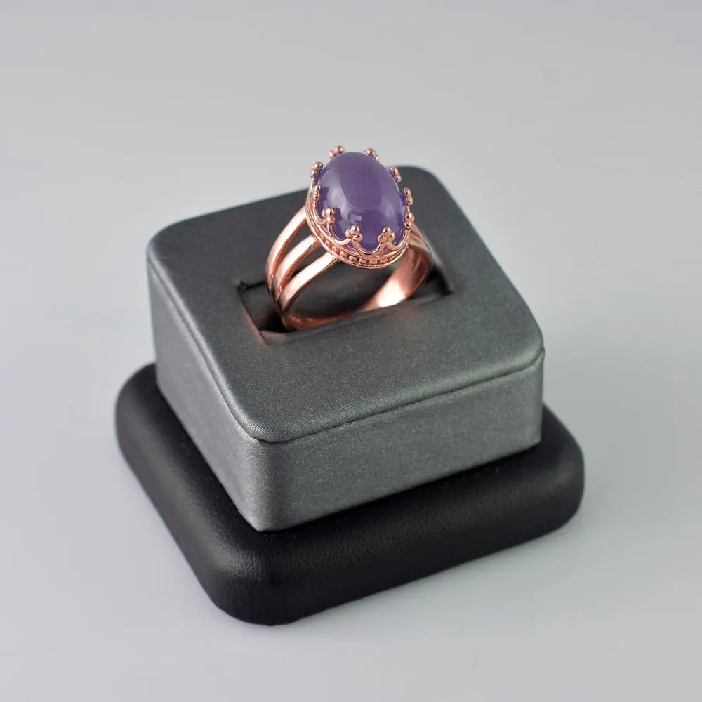 LA BLINGZ 10K Rose Gold Oval Crown Amethyst Cabochon Tri-Band Gemstone Ring