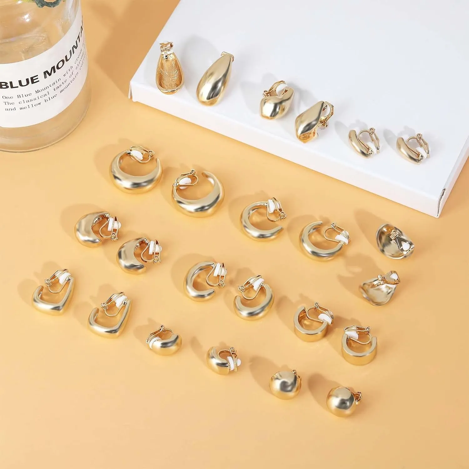 NEWITIN 12 Pairs Gold Clip On Hoop Earrings for Women Retro Chunky Hoop Earring Multiple No Piercing Fake Earring Clip On Earrings for Women