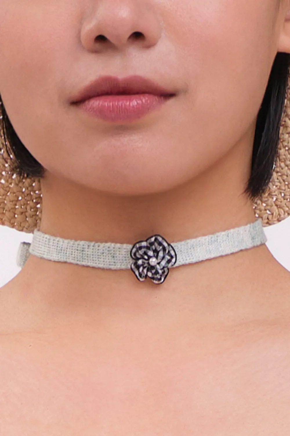 🌻OVER 500🌞GIFT WITH PURCHASE!!🐡 Choker in Mint Linen with Black Gingham Ribbon Flower