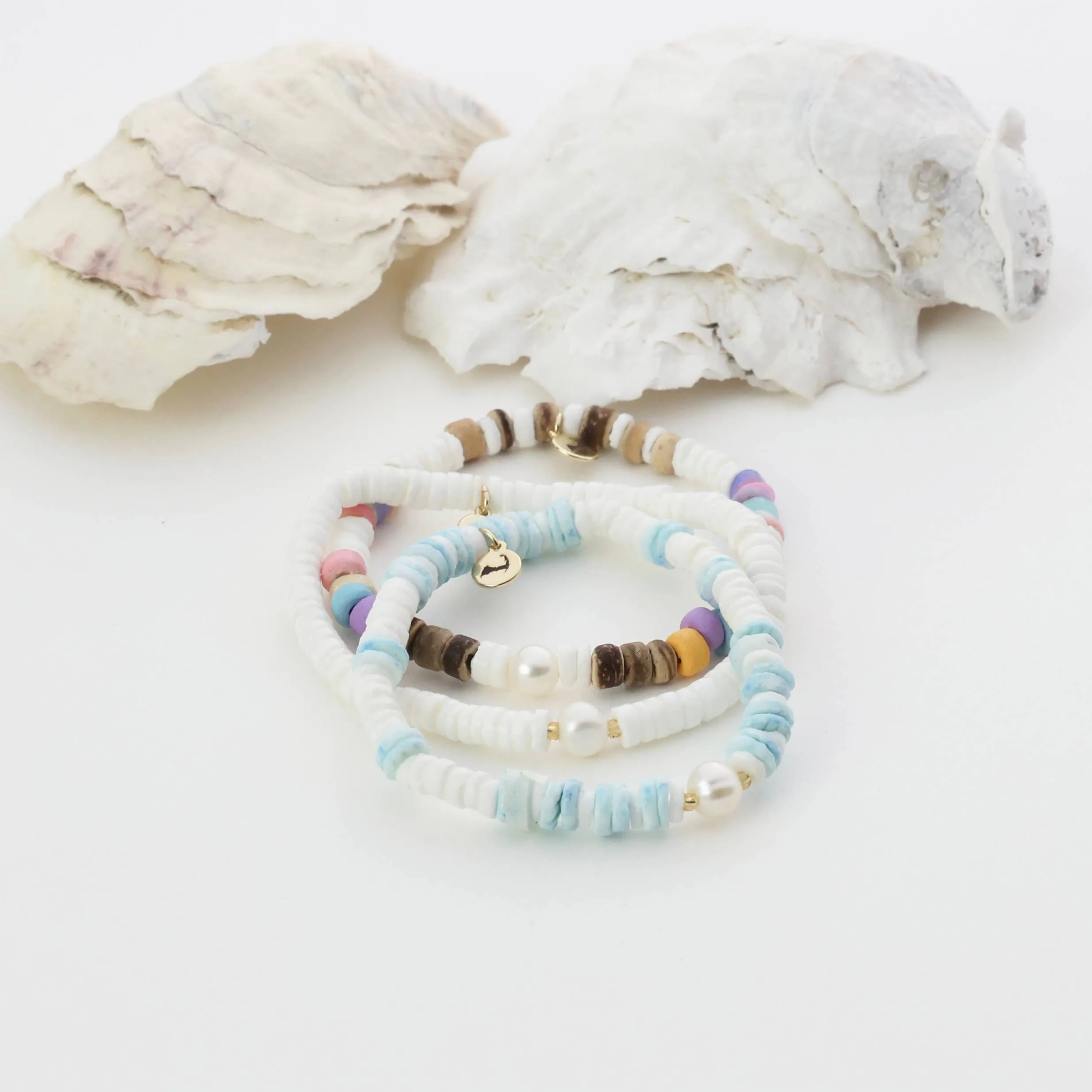 Puka Shell Ocean Breeze Bracelet SKY: Assortment