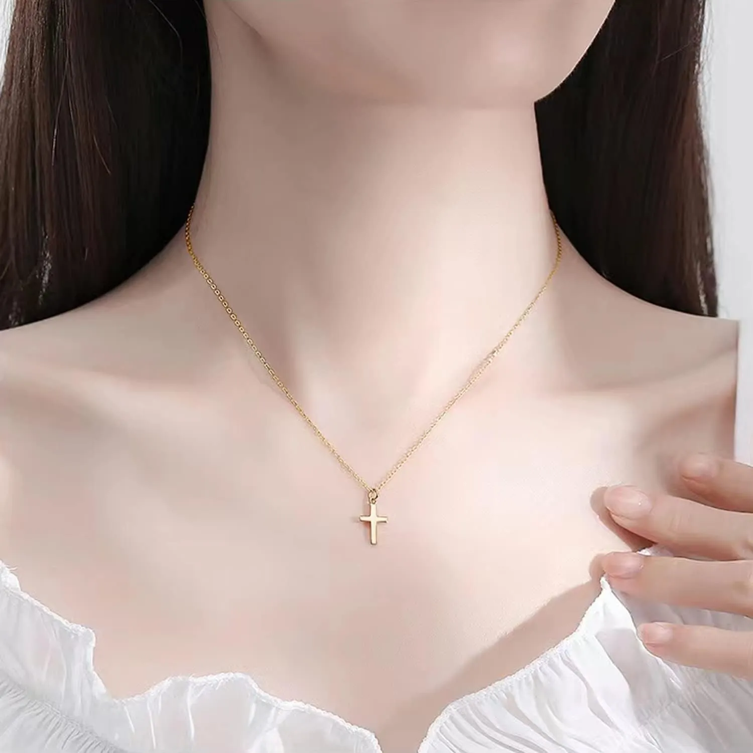 Small Cross Pendant Necklace for Women Simple Cross Necklaces Mothers Day Birthday Gifts for Women